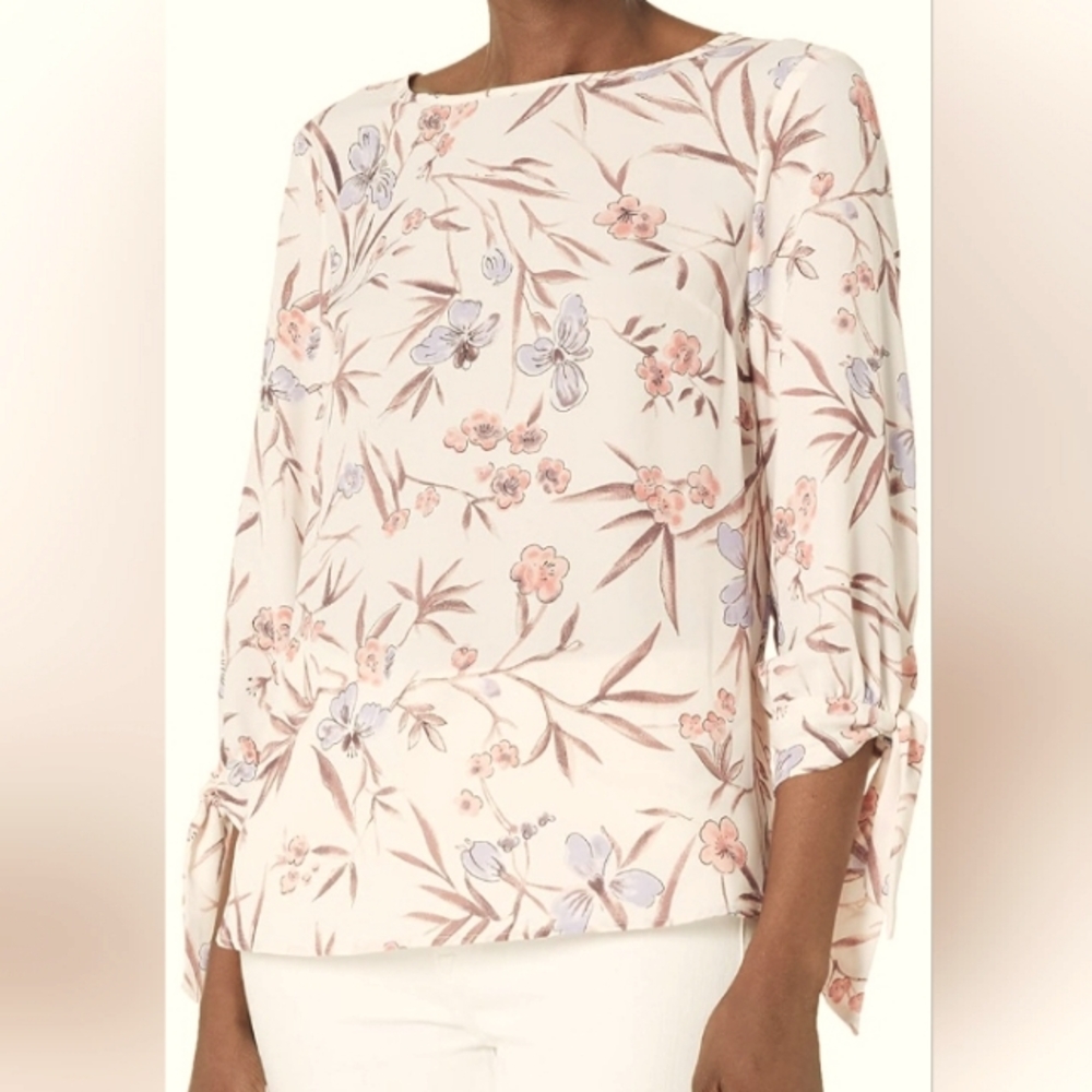 Like New! Nine West Floral Blouse